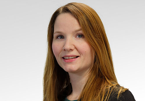[Translate to Deutsch:] Dr. Sarah Milbredt - EUROIMMUN product management